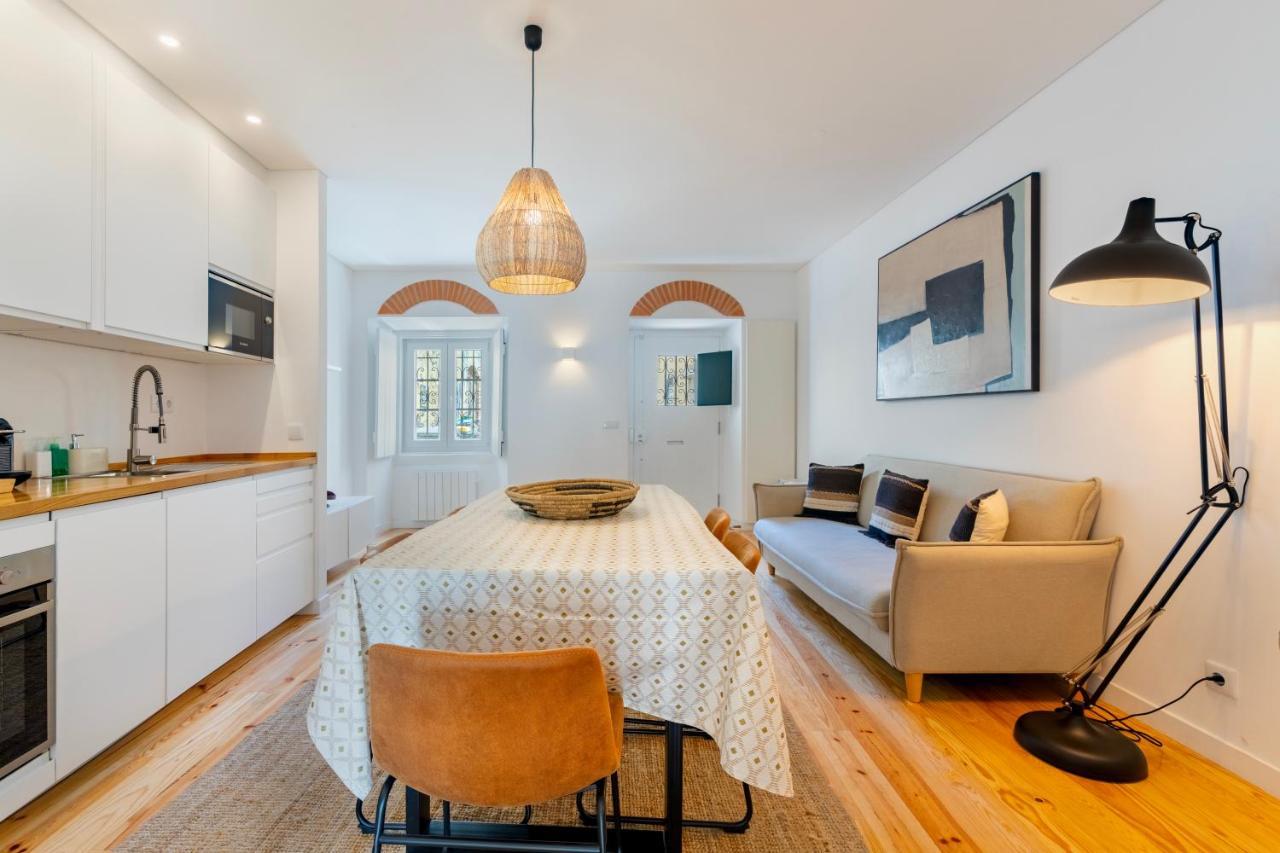 Your Dream Stay: Modern Amenities, Historic Charm *